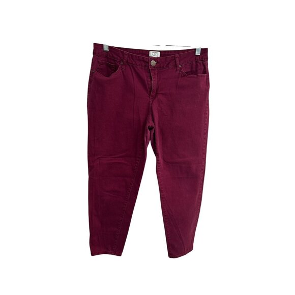Crown & Ivy Petite Burgundy Mid Rise Skinny Jeans Sz 12P Five Pockets Casual - Picture 1 of 9